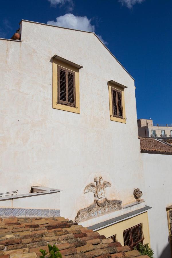 Appartamento Mansardato Nel Cuore Di Palermo - Accesso Terrazza Extérieur photo
