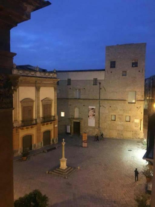 Appartamento Mansardato Nel Cuore Di Palermo - Accesso Terrazza Extérieur photo